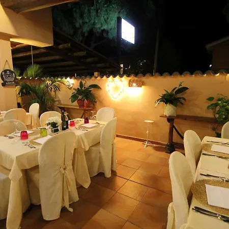 Velcamare Hotel