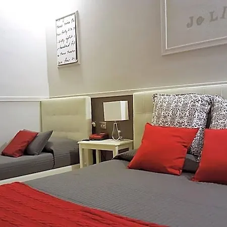 Velcamare Hotel